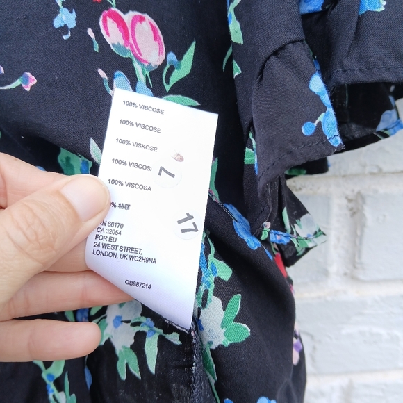 Anthropologie Maeve Aveiro Flutter Sleeve Floral Blouse - Picture 6 of 9